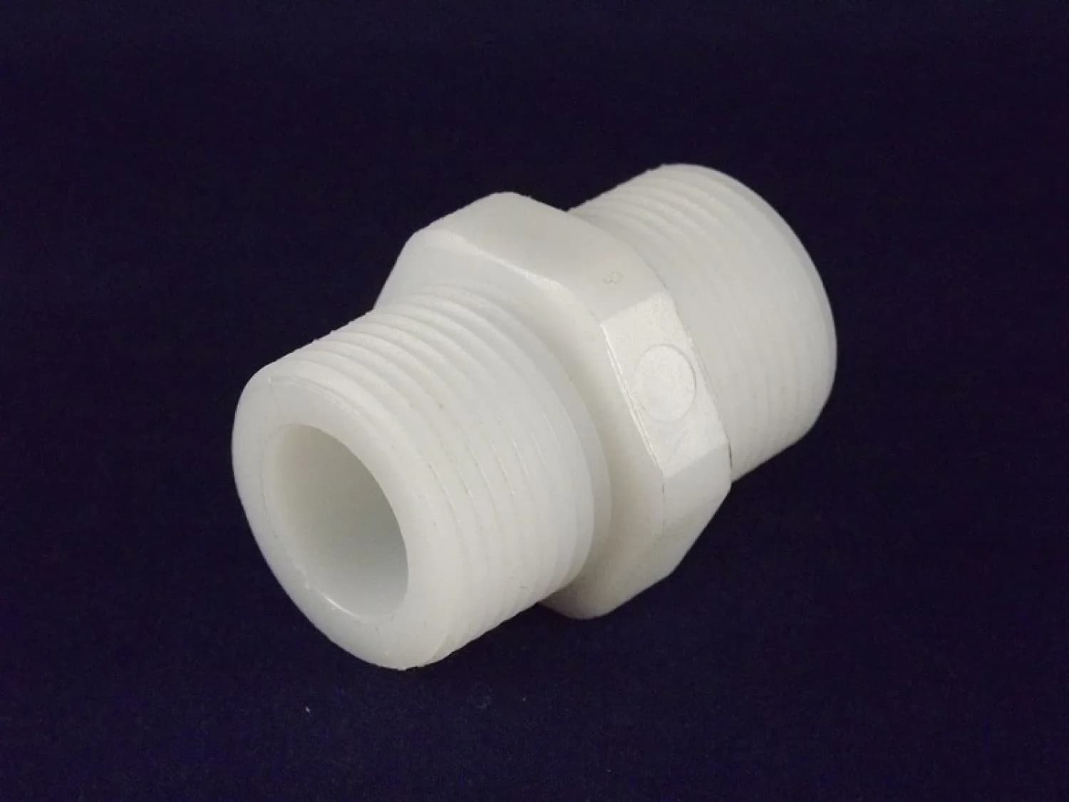 Коннектор (резьба нар.3/4 - резьба нар.3/4) CC-6W 3/4"